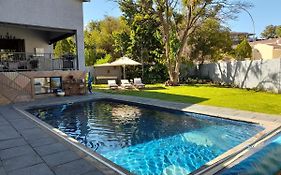 Safari Villa Boutique Hotel